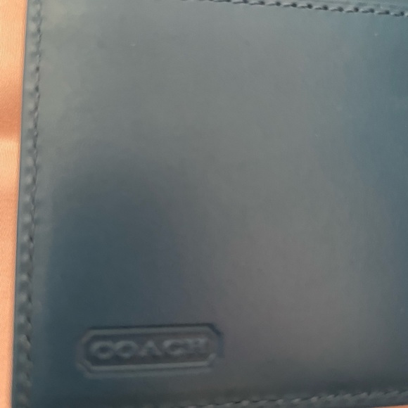 Coach Leather Case NWOT - Picture 3 of 7
